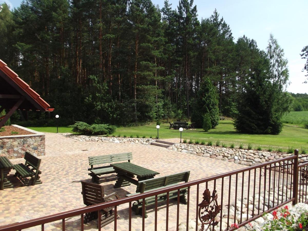 Kwatera W Lesniczowce Czarne Karszanek Esterno foto